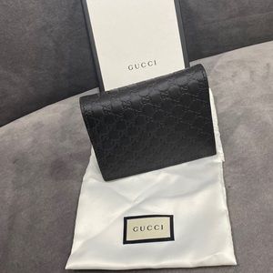 Gucci mens bifold wallet